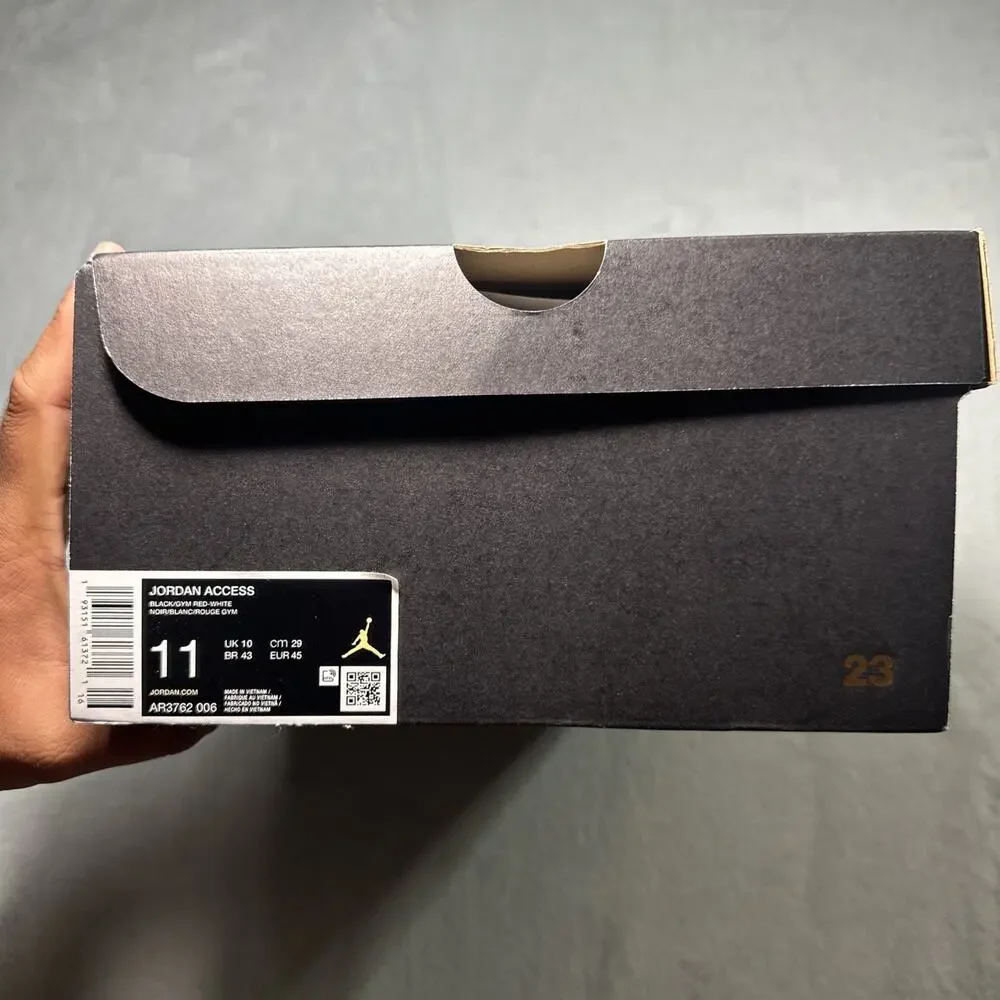 NIB Jordan Access Bred Mens 11 Nike Baseket Ball In Box AR3762-006 Gym Running